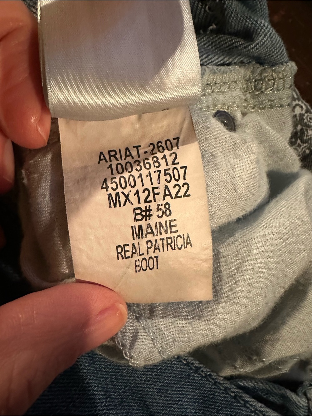 Ariat - Picture 3 of 6